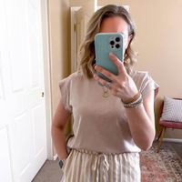 Angelica Neville profile picture