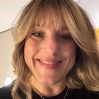 Elaine Malmrose profile picture