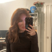 Megan Perry profile picture