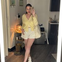 Monique Flores profile picture