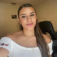 Juli Pinzon profile picture
