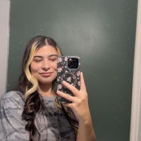 Riley Hawn profile picture