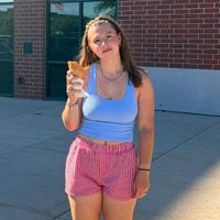 Juli Trebilcott profile picture
