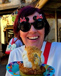 Vicky Jones profile picture