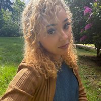 Hunny Lee profile picture