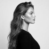 Hazel | Becoming Minimalist profile picture