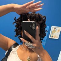 Skye B profile picture