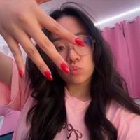 hoi yan | skincare, nails & home finds profile picture