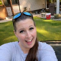 Toni Waldres profile picture