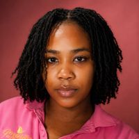 Roxanne L profile picture