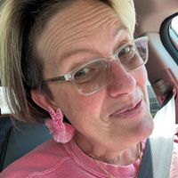 Lora Meyers profile picture