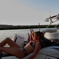 Sophie Lewis profile picture