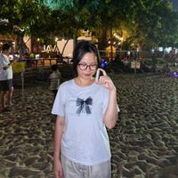Putri Nuraini profile picture
