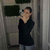 sara profile picture
