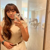 Putri Bali profile picture