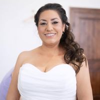 Angela profile picture