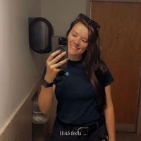 Courtney E profile picture