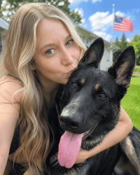 Amberly Wanat profile picture