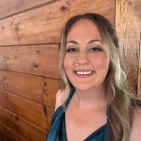 Lori Scrivnor profile picture