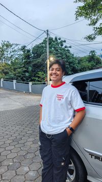 Agung Taufik profile picture