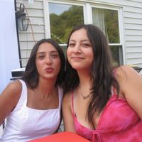 Mia Lescano profile picture
