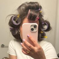 Lily Mesterhazy profile picture