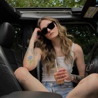 Emi Jones profile picture