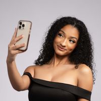 Elana Valenzuela profile picture