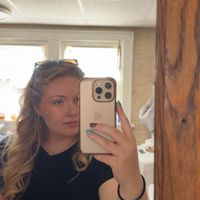 Emma Swanson profile picture