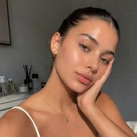 indah permatasari profile picture
