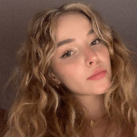 Nika K profile picture