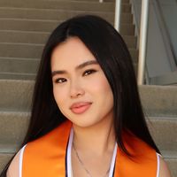 Lili profile picture