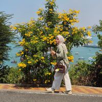 Indah Khoirunisa profile picture