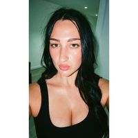 Molly Miller profile picture