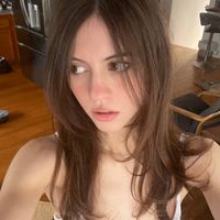 Phoebe Ficklin profile picture