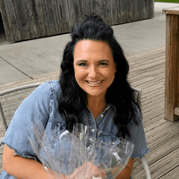 Linds | Cozy Mom Life profile picture