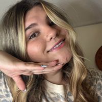 Emma Jewel profile picture