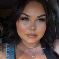 alicia macarthur profile picture
