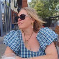 Sarah profile picture