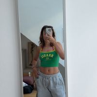 Holly D profile picture
