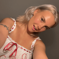 Tara Naomi profile picture