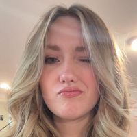 Ella Jacobson profile picture