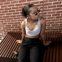 Liv.UGC profile picture
