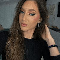 Elyxonee profile picture