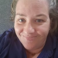 Laura profile picture