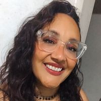 Paola Tostes profile picture
