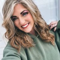 Ashley  Stolzman profile picture