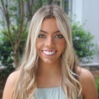 caroline profile picture