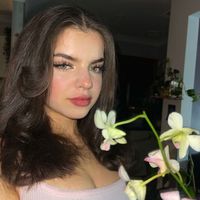 Leah profile picture