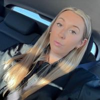 Emily profile picture